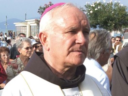 Monseñor Giovanni Martinelli, obispo de Tripoli.