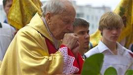 El cardenal Kazimierz Swiatek.