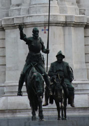 Monumento a don Quijote, <br>en la madrileña Plaza de España.