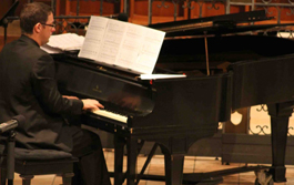 Marcelo Cesena, en concierto.