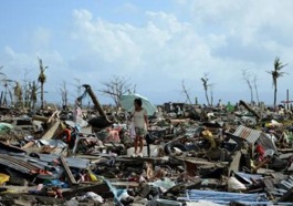 Filipinas, imagen de la devastación tras el paso <br>del tifón Haiyan.