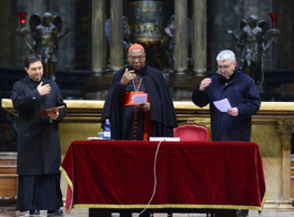 El cardenal John Onaiyekan en el Duomo de Milán.