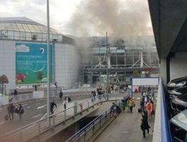 El aeropuerto de Bruselas después de las explosiones.