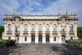 Politécnico de Milán.