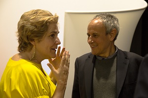 Pilar Rahola con Julián Carrón.